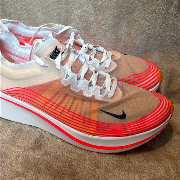 Mens Nike Running INNOV CNCPT - ZM FLY DSGN V7.2 - size 10.5